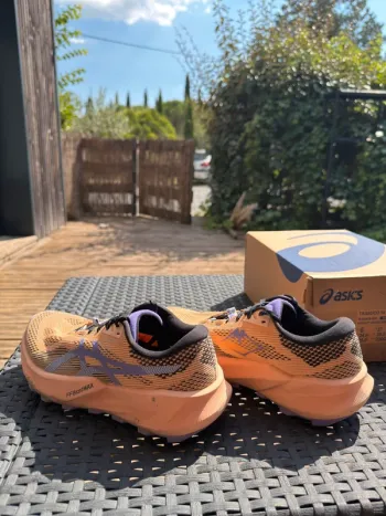 Used Asics Trabuco 14 bike — image 2 of 4