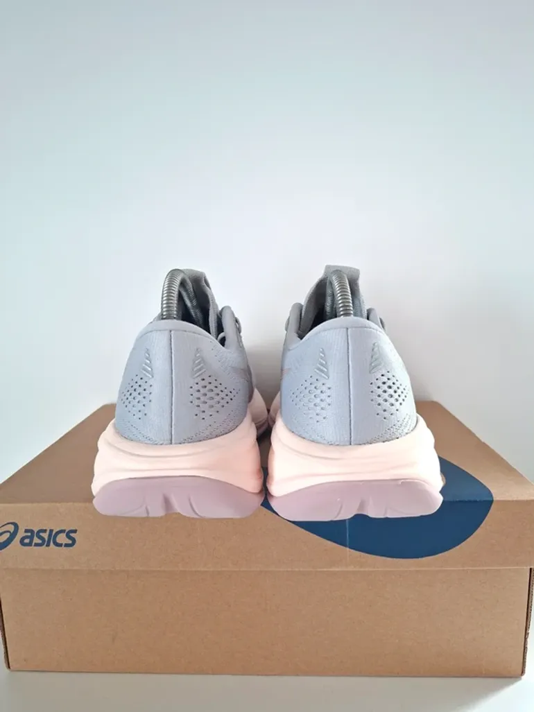Asics Gel Cumulus 28 bike usato — immagine 10 di 13