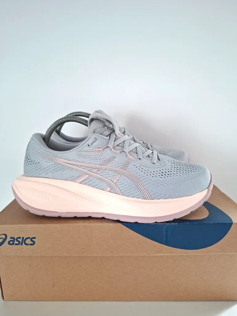 Asics Gel Cumulus 28 bike usato — immagine 3 di 13