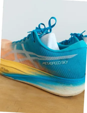 Asics Metaspeed Sky bike usato — immagine 4 di 9