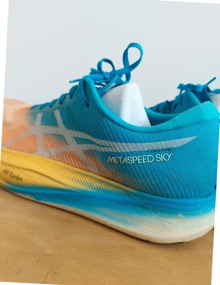 Asics Metaspeed Sky bike usato — immagine 4 di 9