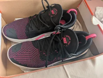 Used Nike Joyride Run Flyknit Running Shoes