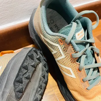 New Balance FuelCell Venym bike d'occasion — image 2 sur 5