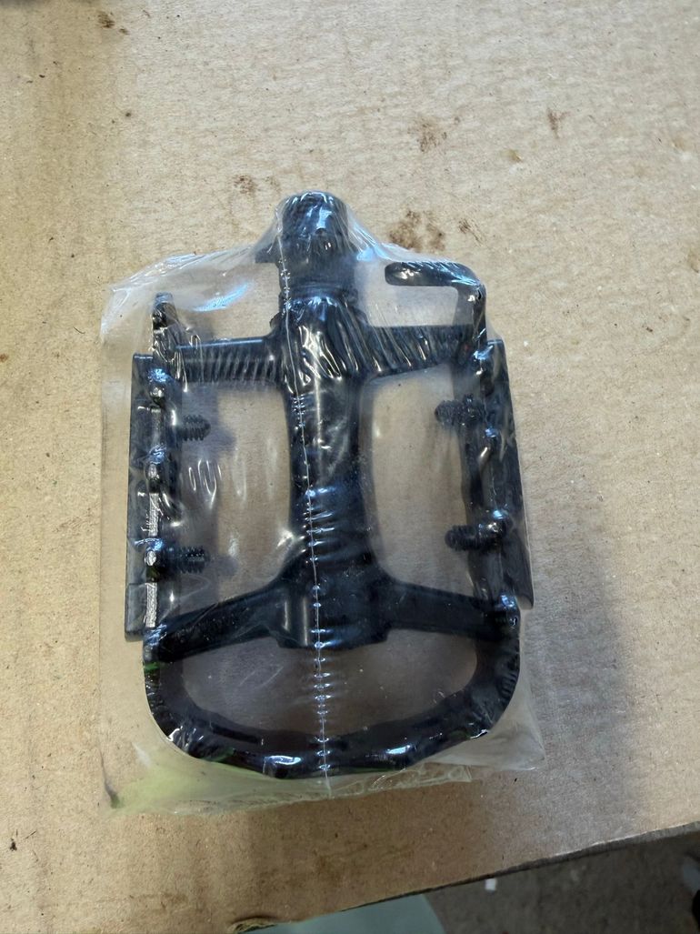Używany No brand Pedals bike — zdjęcie 2 z 5