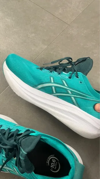 Used Asics Gel-Nimbus 28 bike — image 7 of 10