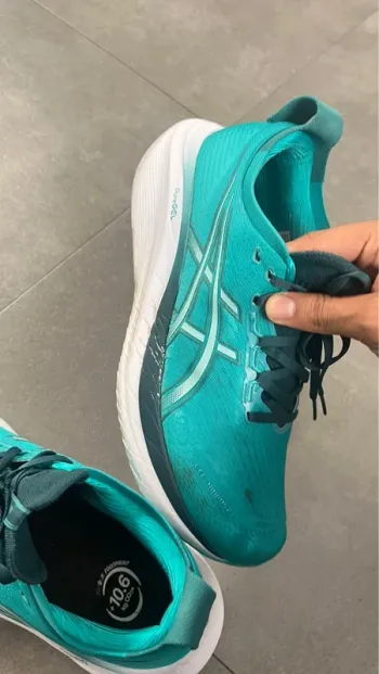 Used Asics Gel-Nimbus 28 bike — image 8 of 10