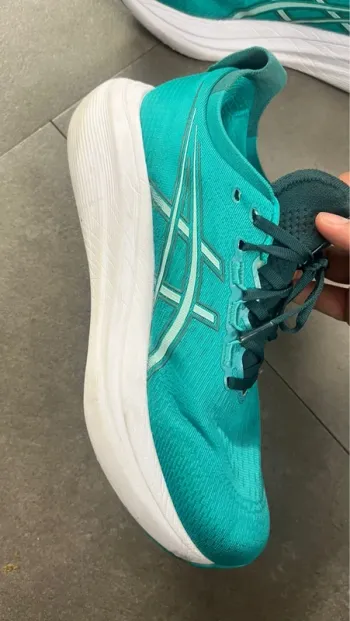 Used Asics Gel-Nimbus 28 bike — image 4 of 10