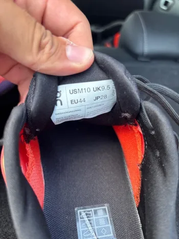 On Running Shoes bike usato — immagine 5 di 8
