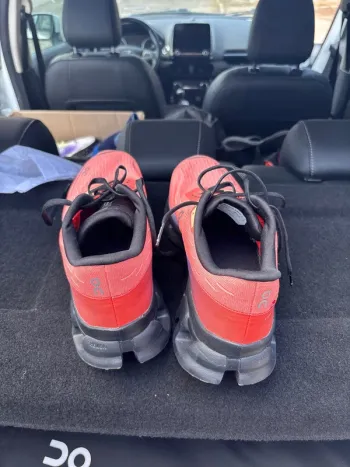 On Running Shoes bike usato — immagine 7 di 8