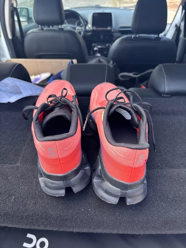 On Running Shoes bike usato — immagine 7 di 8