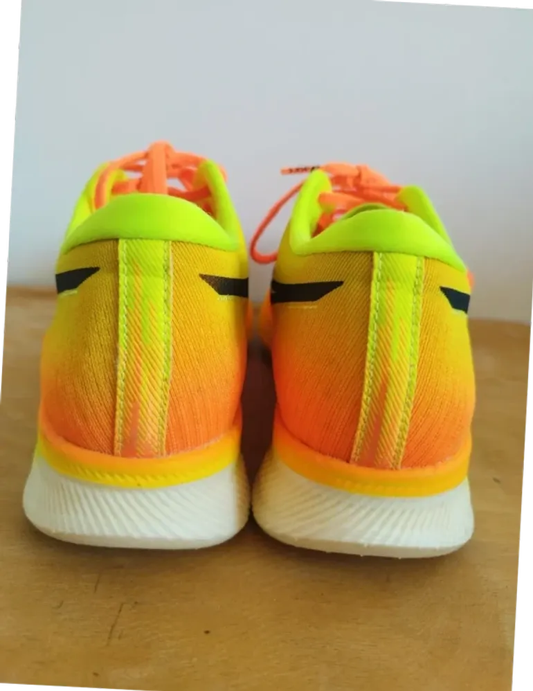 Used Asics Metaspeed Sky bike — image 4 of 9
