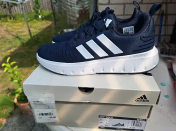 Brugt Adidas Swift Run 23 Running Shoes