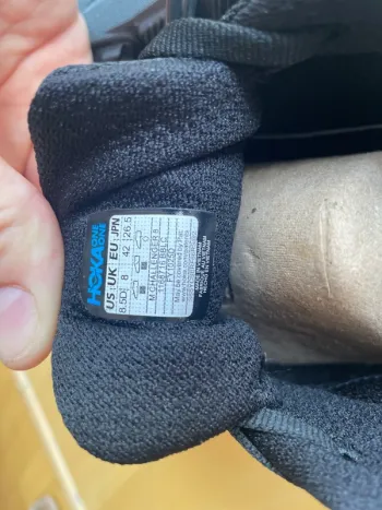 Used Hoka Challenger 8 bike — image 5 of 7