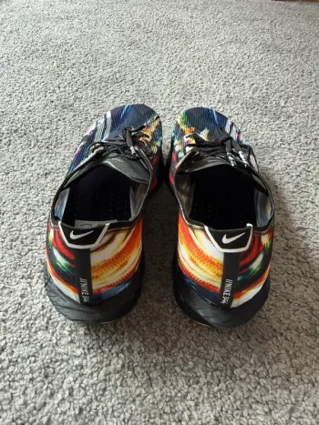 Used Premium Nike ZoomX Vaporfly 4 Light Trails bike — image 5 of 15