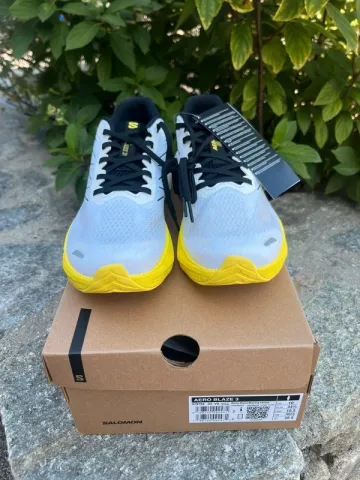 Used Salomon Aero Blaze 3 Running Shoes