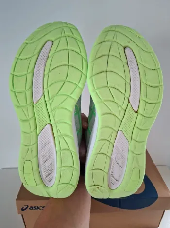 Used Asics Gel Cumulus 28 bike — image 12 of 13
