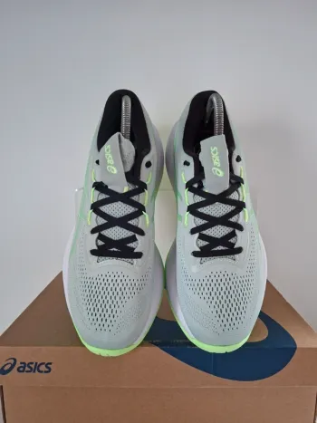 Used Asics Gel Cumulus 28 bike — image 8 of 13