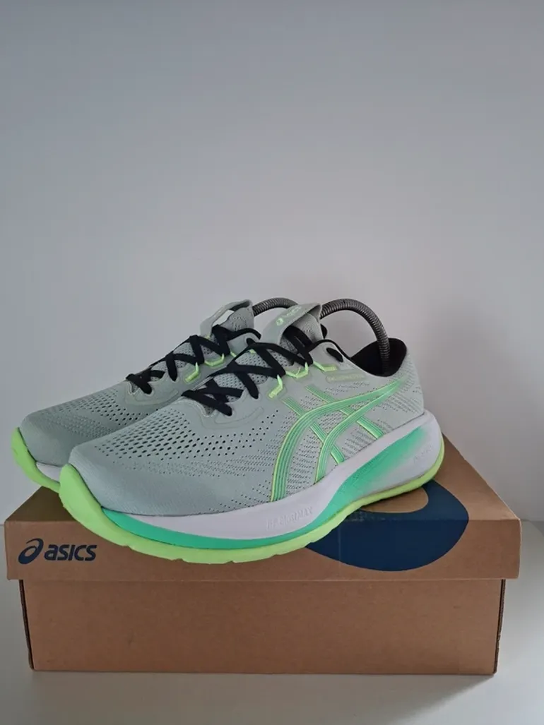 Used Asics Gel Cumulus 28 bike — image 5 of 13