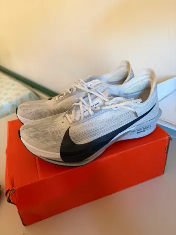 Used Nike ZoomX Streakfly 2 Running Shoes