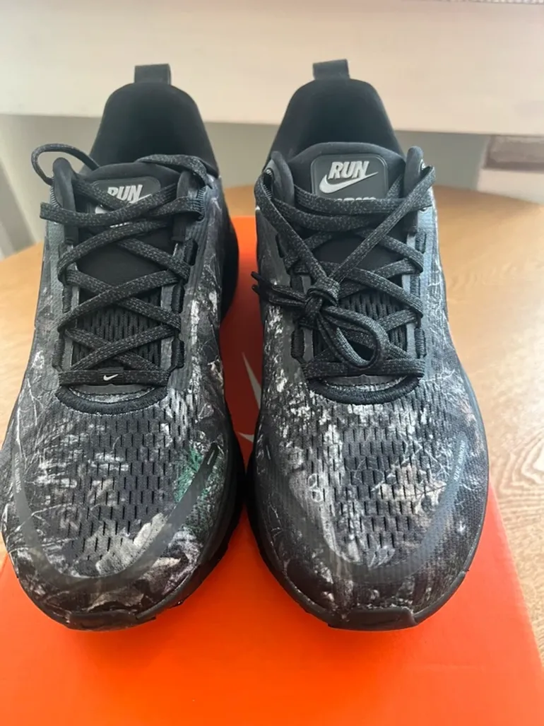 Tweedehands Nike Vomero 18 bike — afbeelding 8 van 9