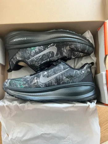 Tweedehands Nike Vomero 18 bike — afbeelding 5 van 9