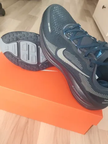 Brugt Nike Vomero 18 bike — billede 10 af 13