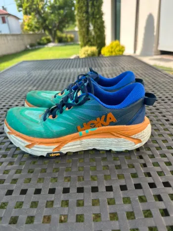Used Hoka Trail Running Shoes bike — image 3 of 5