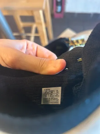 Used Asics GEL-Nimbus 25 TR bike — image 3 of 7