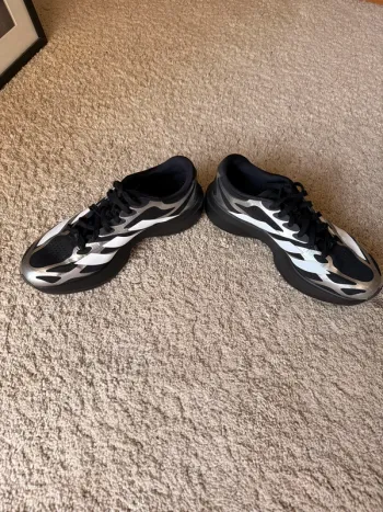 Used Adidas Adizero Evo SL bike — image 3 of 5
