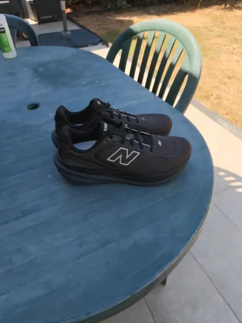 Used New Balance 1080 v15 Running Shoes