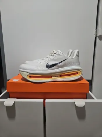 Gebrauchtes Premium Vomero Running Shoes