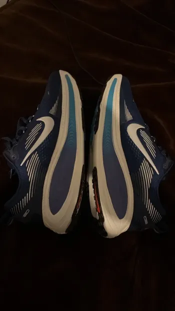 Used Nike Vomero 18 bike — image 3 of 4