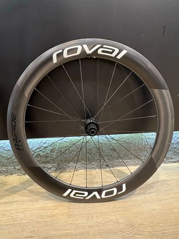 Brugt Roval CLX II Wheels 2023 bike — billede 6 af 6