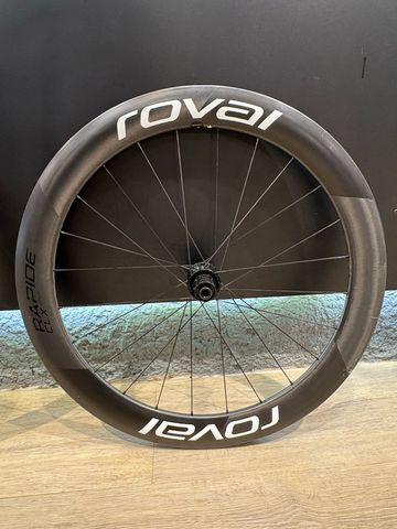 Used Roval CLX II Wheels 2023 bike — image 6 of 6