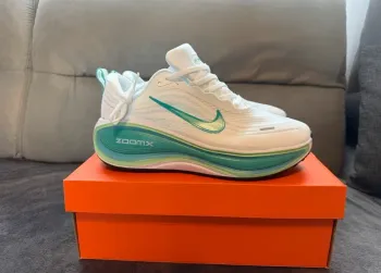 Käytetty Nike Vomero Plus bike — kuva 2 / 6