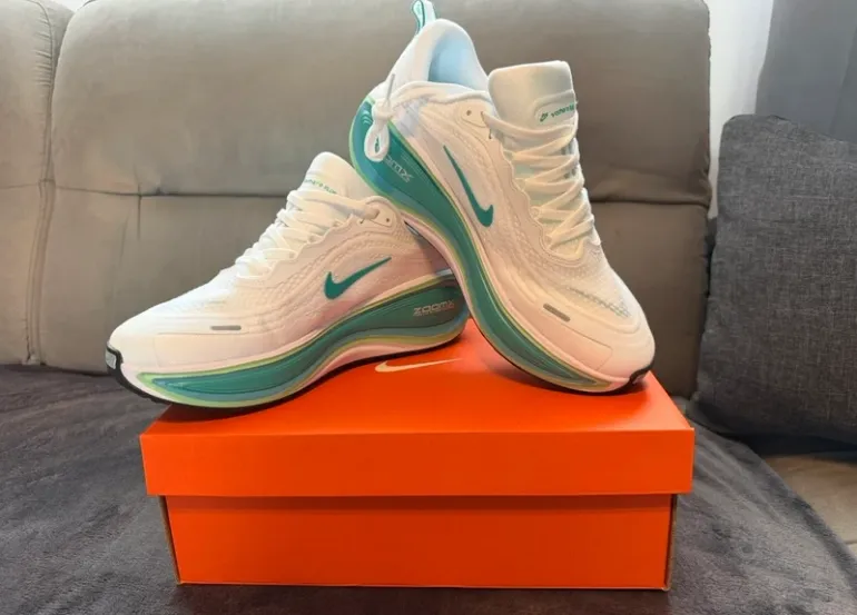 Käytetty Nike Vomero Plus bike — kuva 3 / 6