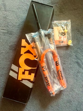 Used Fox Racing 36 Factory Grip X Fork