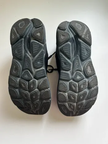 Used Hoka Clifton 10 bike — image 6 of 9