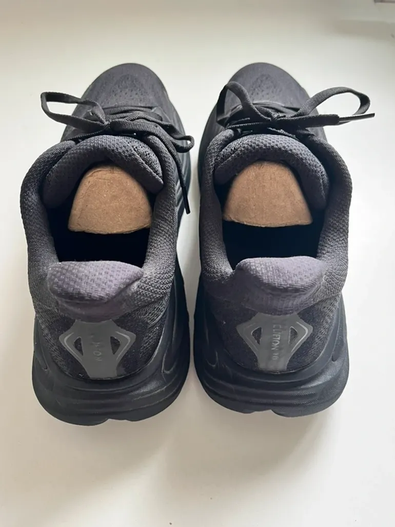 Used Hoka Clifton 10 bike — image 4 of 9