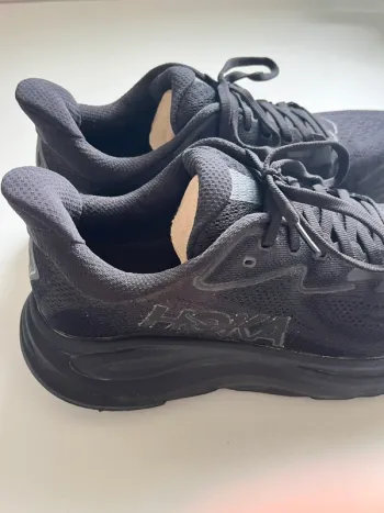 Used Hoka Clifton 10 bike — image 2 of 9