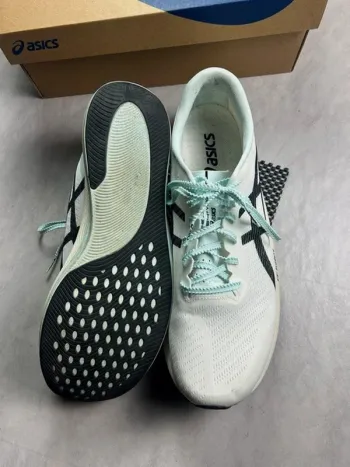 Asics S4+ Yogiri bike usato — immagine 4 di 9
