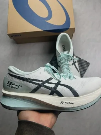 Brugt Asics S4+ Yogiri Running Shoes