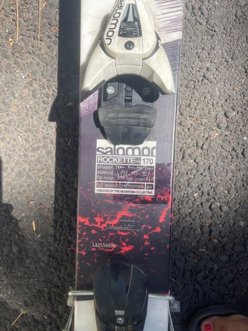 Used Solomon Freeride Skis with Bindings Skiing & Skitouring