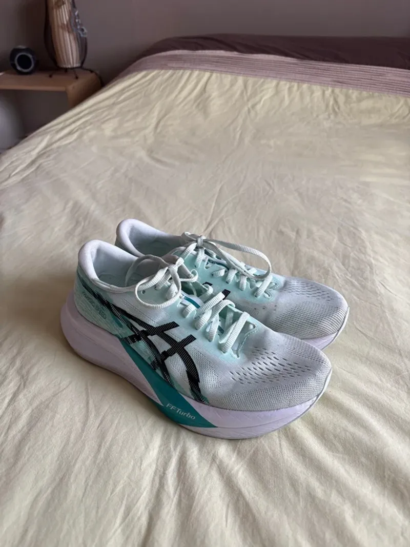 Tweedehands Asics Magic Speed 4 Running Shoes