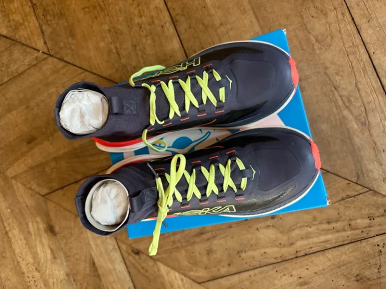 Tweedehands Hoka Tecton X3 bike — afbeelding 2 van 4