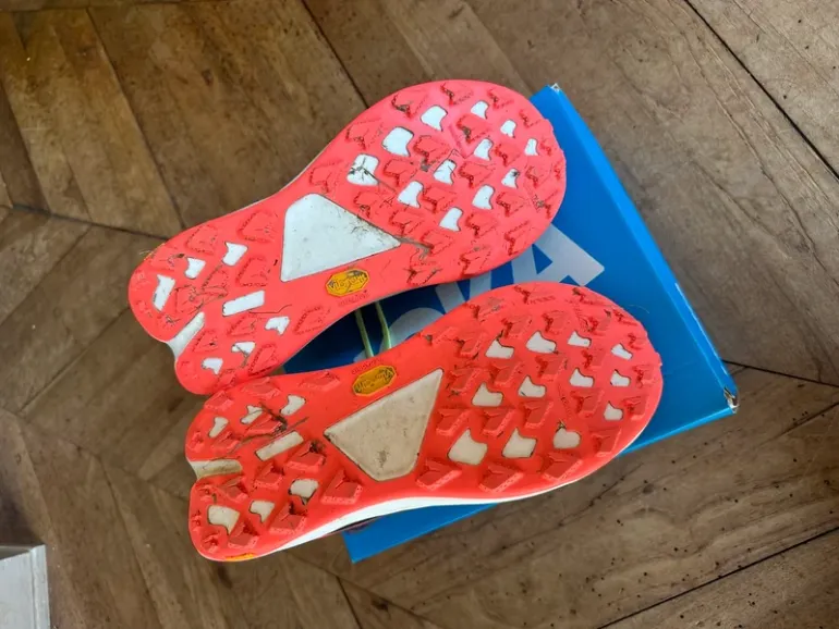 Tweedehands Hoka Tecton X3 bike — afbeelding 3 van 4