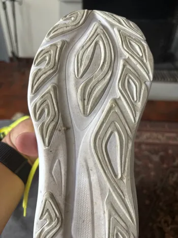 Used Asics GT-2000 14 bike — image 13 of 15