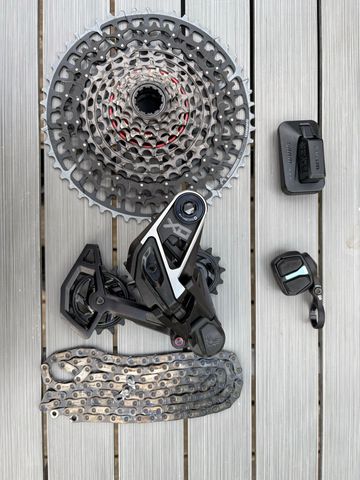 Použité Sram X0 T-Type AXS Groupset 2023 Groupset