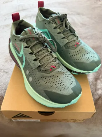 Gebrauchtes Nike Zegama 2 Running Shoes