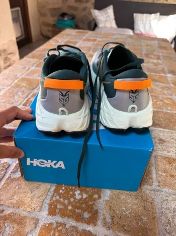 Käytetty Hoka Speedgoat 7 bike — kuva 3 / 5